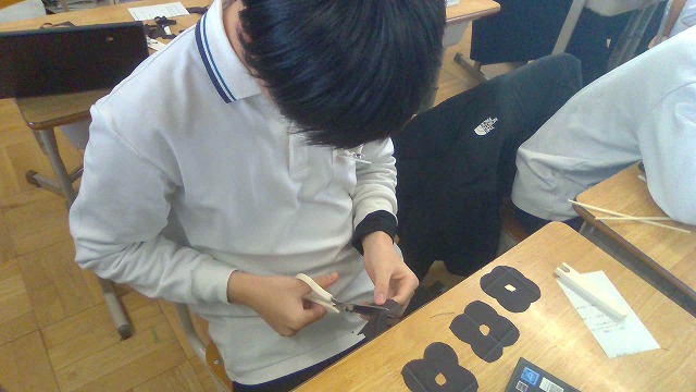 02 高槻市立第八中学校.jpg