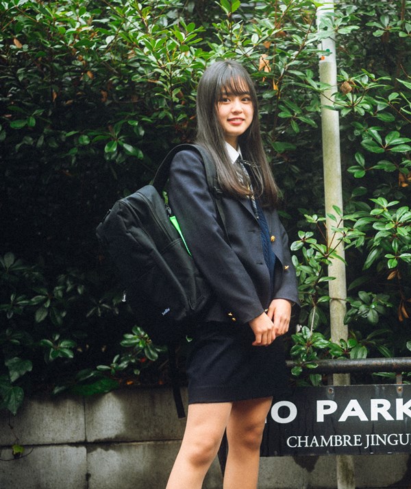 女子中高生におすすめ 人気の通学リュックの選び方 カンコー学生服