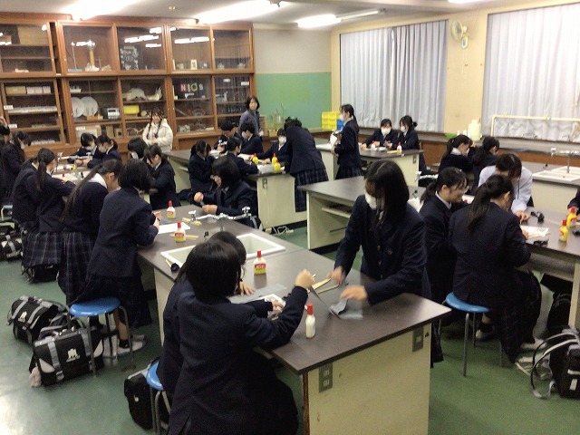 02 広島市立安佐南中学校.jpg