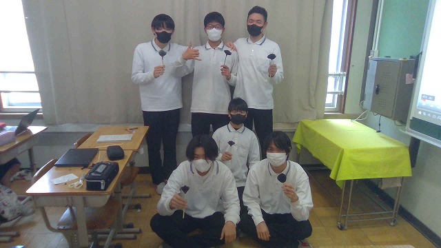 06 高槻市立第八中学校.jpg