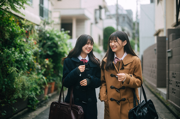 女子中学生 高校生のスクールコートはどこで買う カンコー学生服